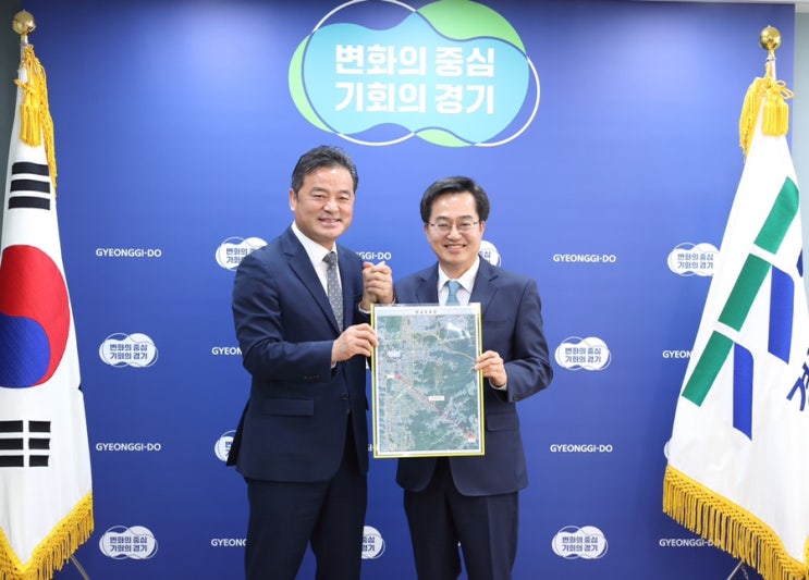 김동연 만난 임종성 "<b>오포</b>~<b>판교</b> 경기도 <b>도시철도</b> 계획 적극 검토를"