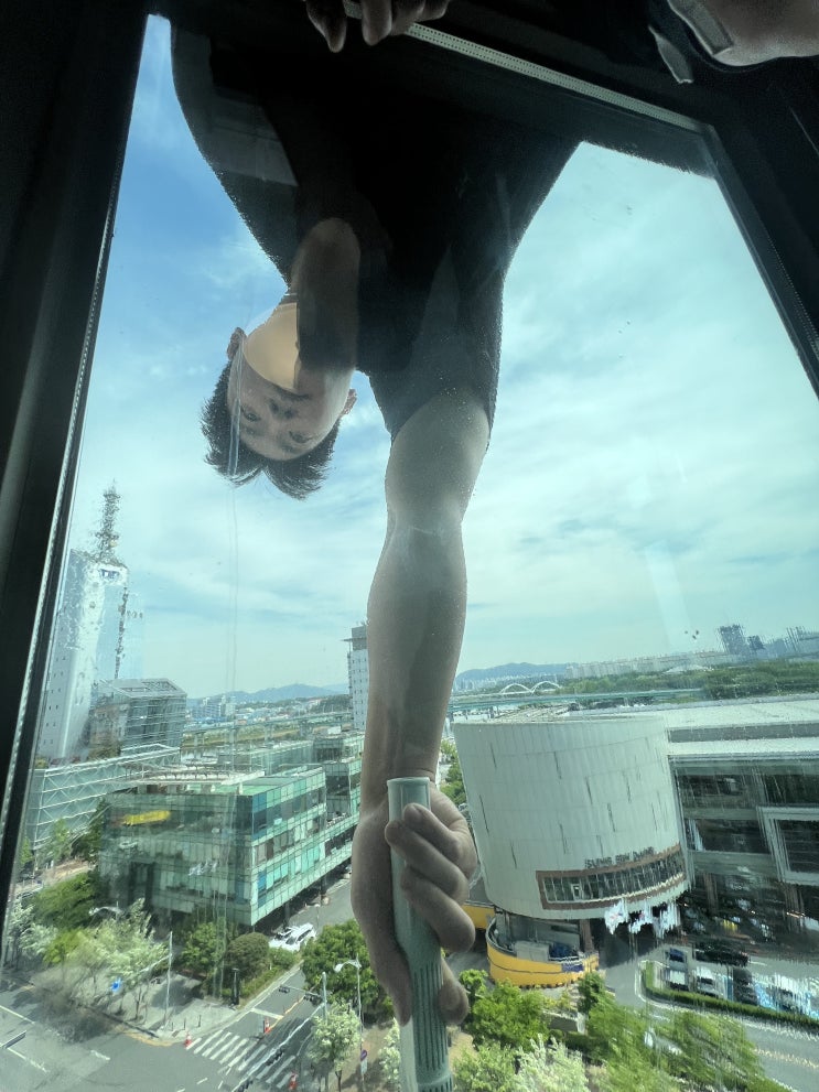  대전 도룡 KCC웰츠타워 외부유리창 믿고 맡기세요!