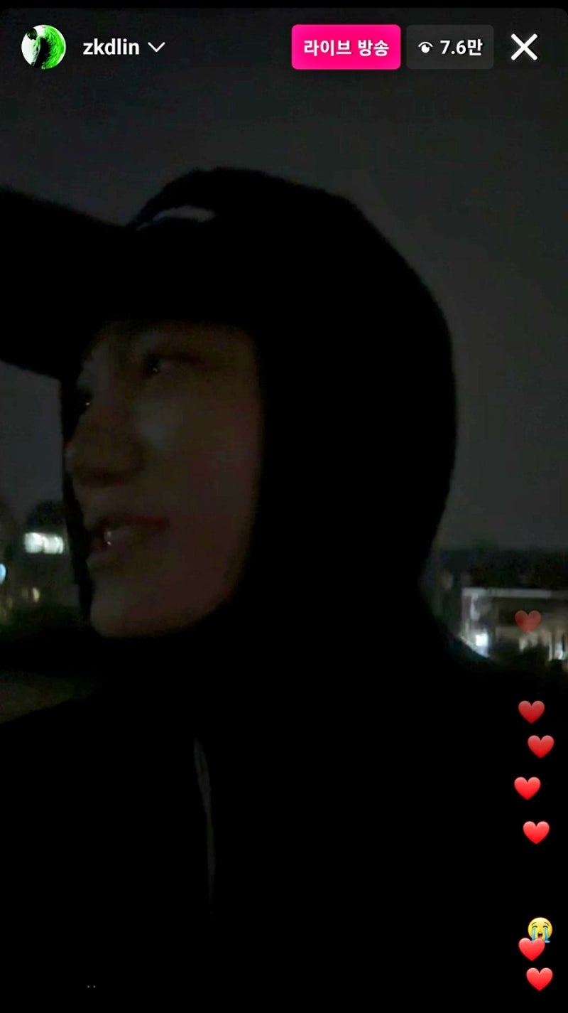 230503 EXO Kai Instagram直播：鐘仁今天才知道下週要入伍，這是怎麼回事？