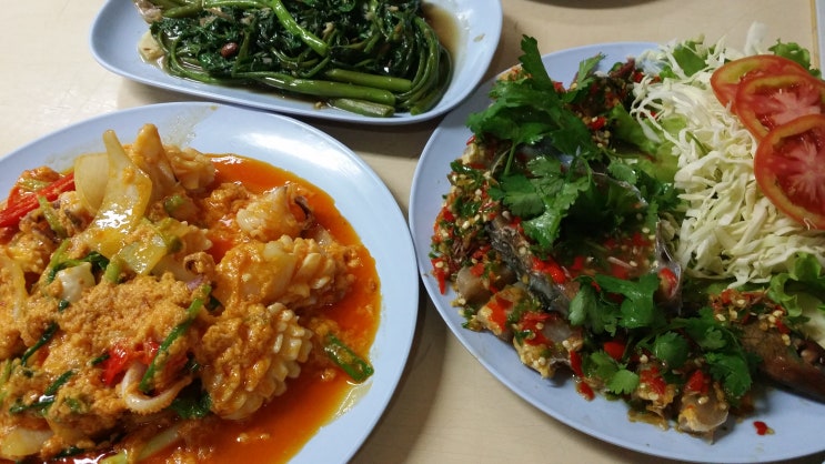  14_태국여행] 방콕 유명 맛집 쏜통포차나 푸팟퐁커리