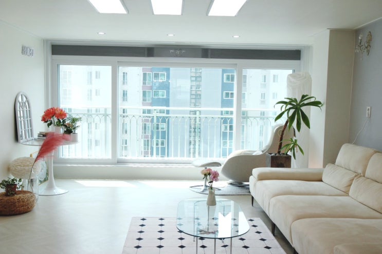 아파트 베란다 샷시 시공한 휴그린 자동환기창 Pro 창호