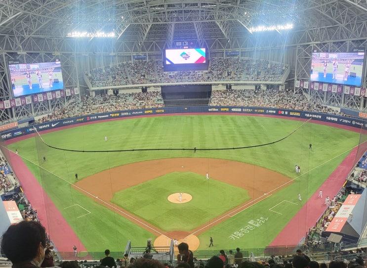 리그 <b>4월 MVP</b> 경쟁…11명 <b>후보</b> 중 팬과 기자단 투표로 선정... 
