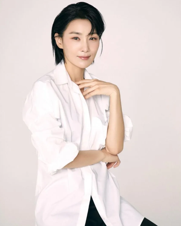 김서형 배우 프로필 및 드라마 종이달 스카이캐슬 출연진