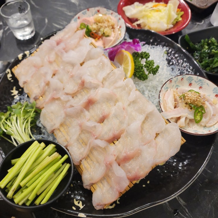  머구리 - '아귀(아구)회'를 맛볼 수 있는 하남 미사강변 맛집