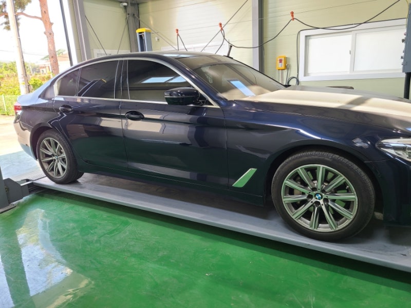 경기 오산 외삼미로 / 휠복원/도색 / BMW / 5시리즈