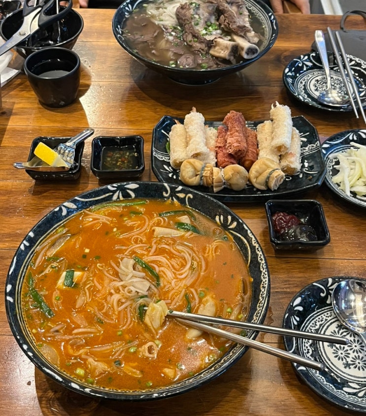  안산 쌀국수 맛집 '인더비엣' 푸짐한 베트남 곱창쌀국수