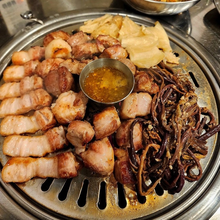  김해 장유 율하2지구 맛집 구워져서 나오는 새우 고기집 <삼굽살>