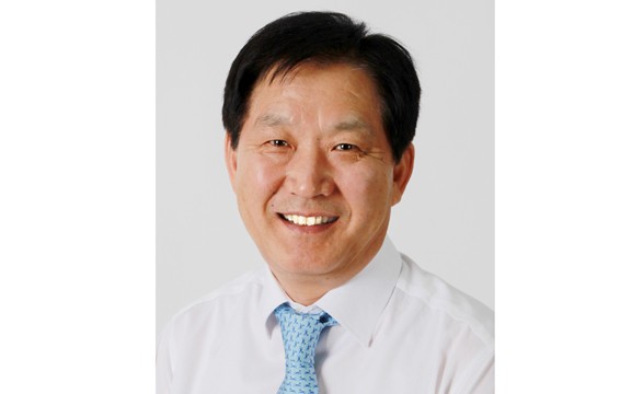 김익래 다우키움 회장 전격 사퇴…"책임 통감, 국민께 사과" 김익래 다우키움 회장 전격 사퇴…"책임 통감, 국민께 사과"
