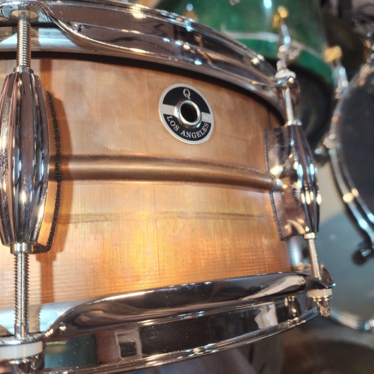  Q드럼 컴퍼니 젠틀맨스 시리즈 카퍼 스네어 14"x5.5" (Q Drum Co. Gentlemen's Series Copper Snare 14"x5.5")