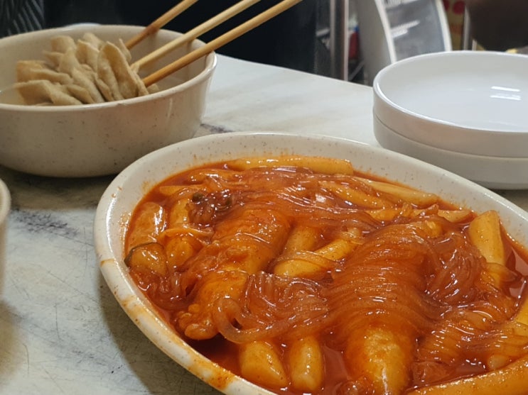  개봉동 떡볶이 노포 백백분식- 맵지않은 추억의 국민학교떡볶이