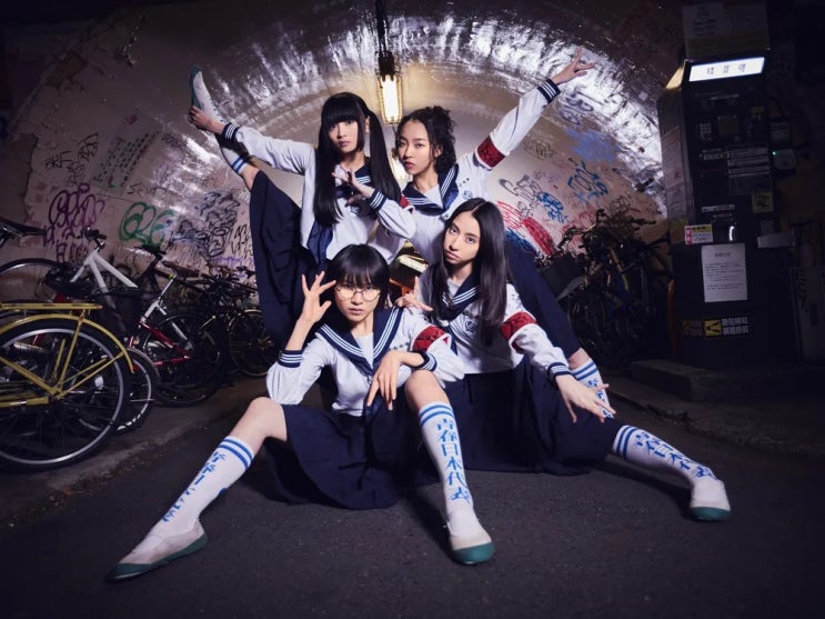  [JPOP] 새로운학교의 리더즈 -어른인척(오토나부루,オトナブルー) 가사ㅣ한국어발음ㅣ듣기ㅣ뮤비ㅣ멤버정보