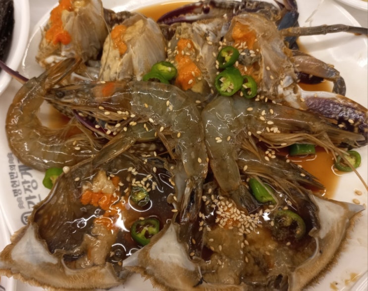  합정역 밥집 '명현만간장게장무한리필 합정본점' 방문후기(feat. 서울 홍대 게장 맛집)