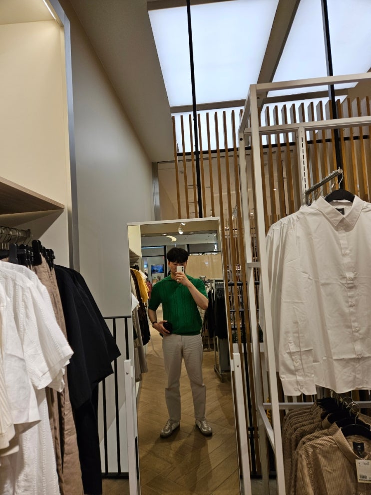20230504 봄 데일리룩 초록색 꽈배기 반팔 니트 코디하기 20230504 봄 데일리룩 초록색 꽈배기 반팔 니트 코디하기