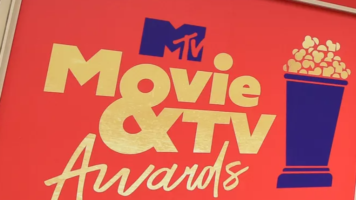 작가들의 파업 속에 레드 카펫을 폐기한 후 MTV 무비 & TV 어워드 2023년 닉스 라이브 쇼 작가들의 파업 속에 레드 카펫을 폐기한 후 MTV 무비 & TV 어워드 2023년 닉스 라이브 쇼
