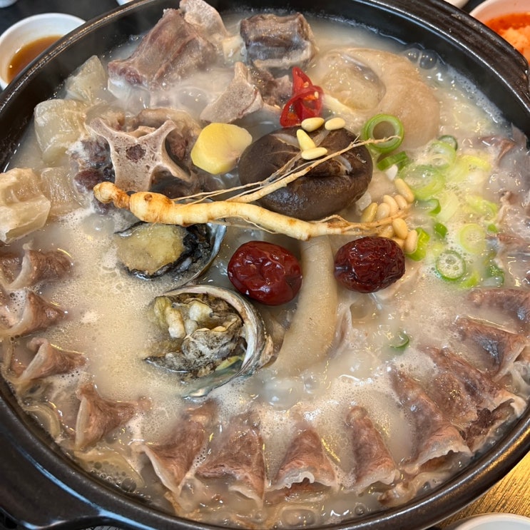  파주 운정 가족들과 다 같이 몸보신하기 좋은 곰탕 맛집 - 정곰탕