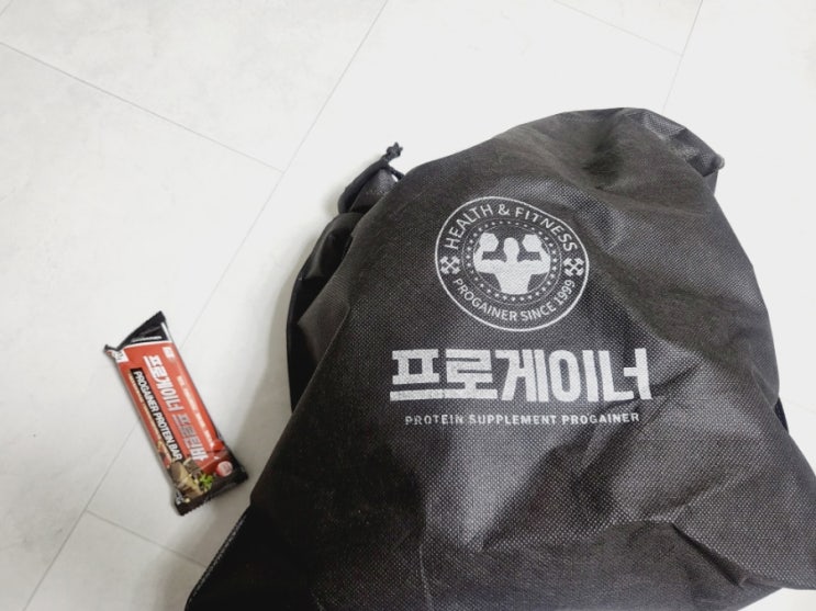 프로게이너 웨이프로틴 하루를 시작하는 단백질쉐이크