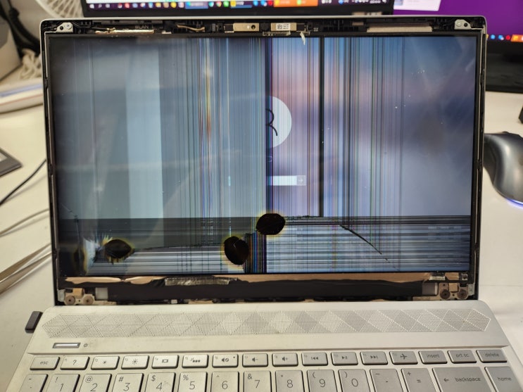  HP Pavilion Laptop 13-an1003tu 액정교체