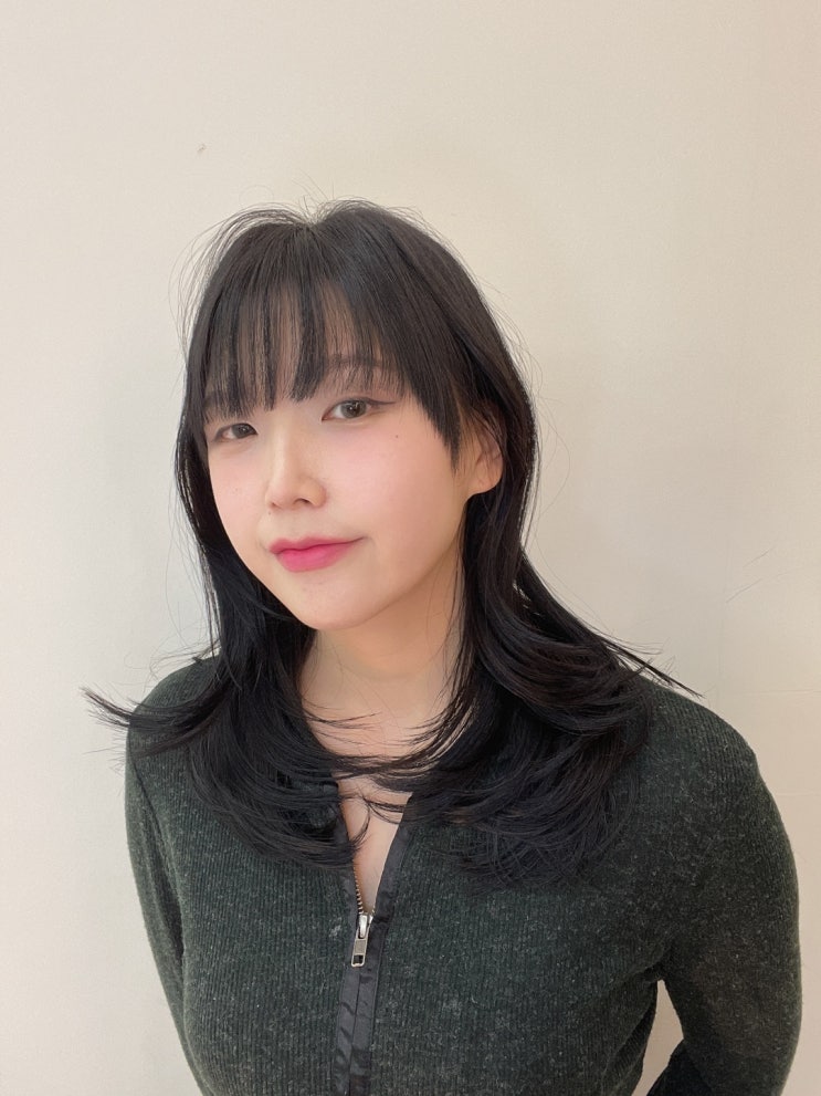  러블리함과 러프함을 동시에 중단발 레이어드컷 초이진헤어 본점 보결