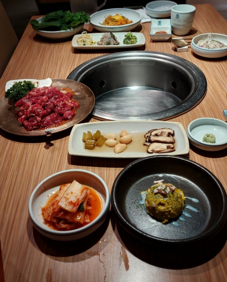 <왕비집 명동중앙점> 한우 숯불불고기 맛있는 명동 고기집 명동 돼지갈비 맛집 <왕비집 명동중앙점> 한우 숯불불고기 맛있는 명동 고기집 명동 돼지갈비 맛집