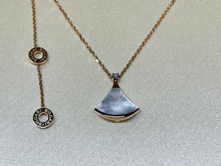  불가리(Bulgari) 디바스 드림 목걸이(네크리스), 롯데백화점에서 상품권으로 할인받아 구매하기