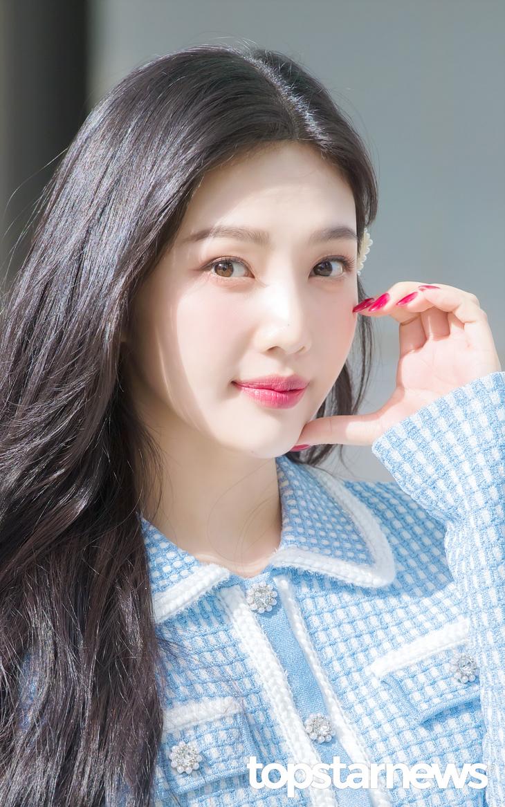 '동물농장' MC 레드벨벳 멤버 조이, 건강 악화로 녹화 불참...신동엽 "빨리 쾌차하길" '동물농장' MC 레드벨벳 멤버 조이, 건강 악화로 녹화 불참...신동엽 "빨리 쾌차하길"