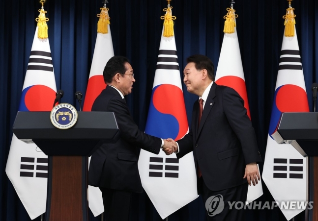 尹 "오염수 검증에 韓전문가 파견…워싱턴선언에 日배제 안해" 尹 "오염수 검증에 韓전문가 파견…워싱턴선언에 日배제 안해"