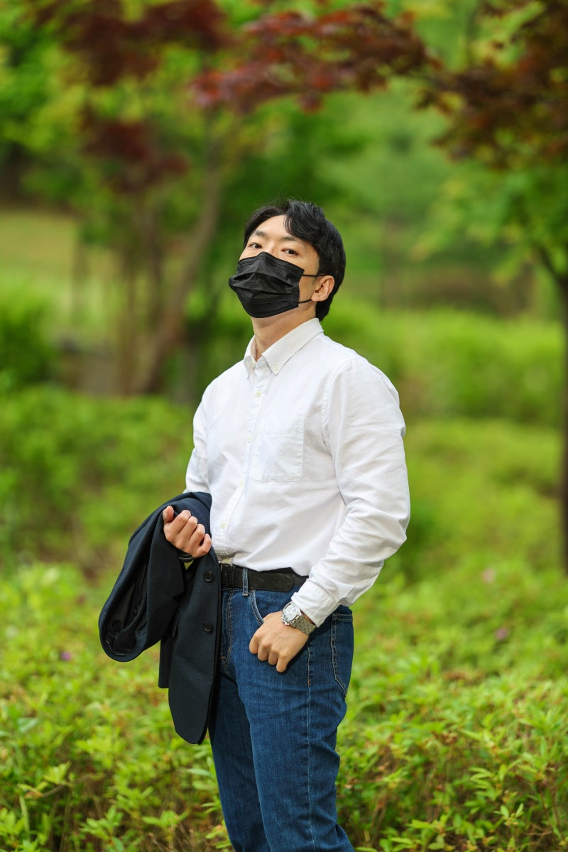 5월 남자 결혼식 복장 하객룩 청바지 예의
