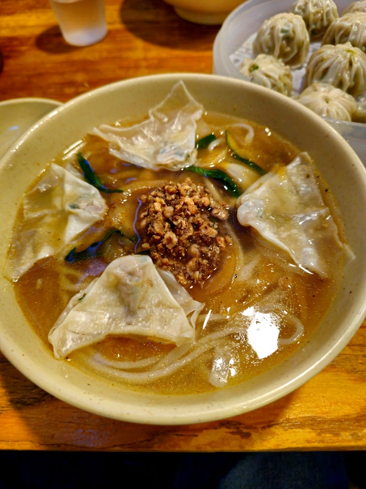  명동 맛집 미쉐린 가이드 서울 2023 명성 높은 명동교자 본점