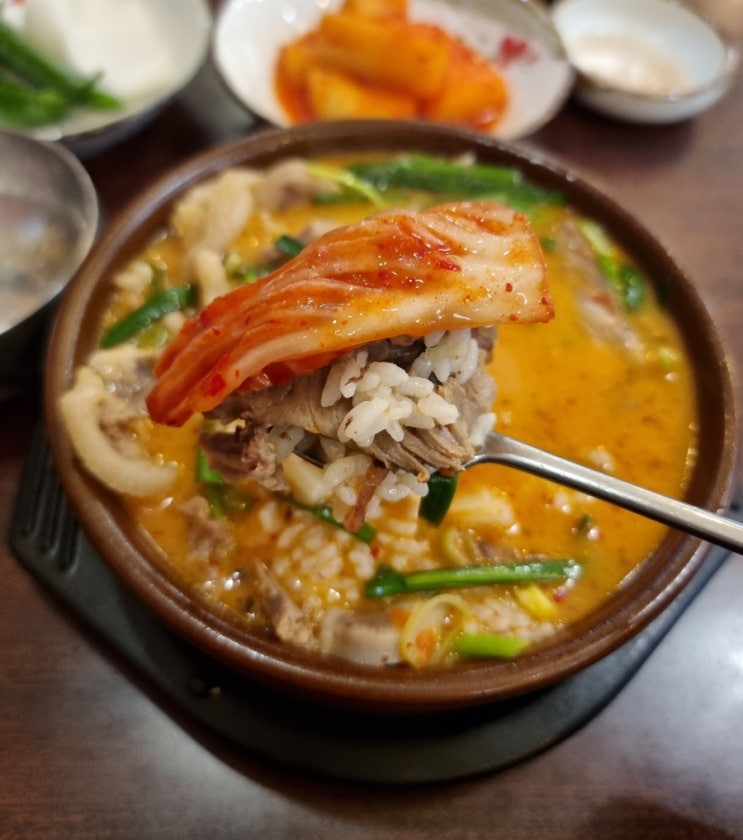  김해밥집 "신의주찹쌀순대 김해가야점" 푸짐하고 맛있는 순대국 김해맛집