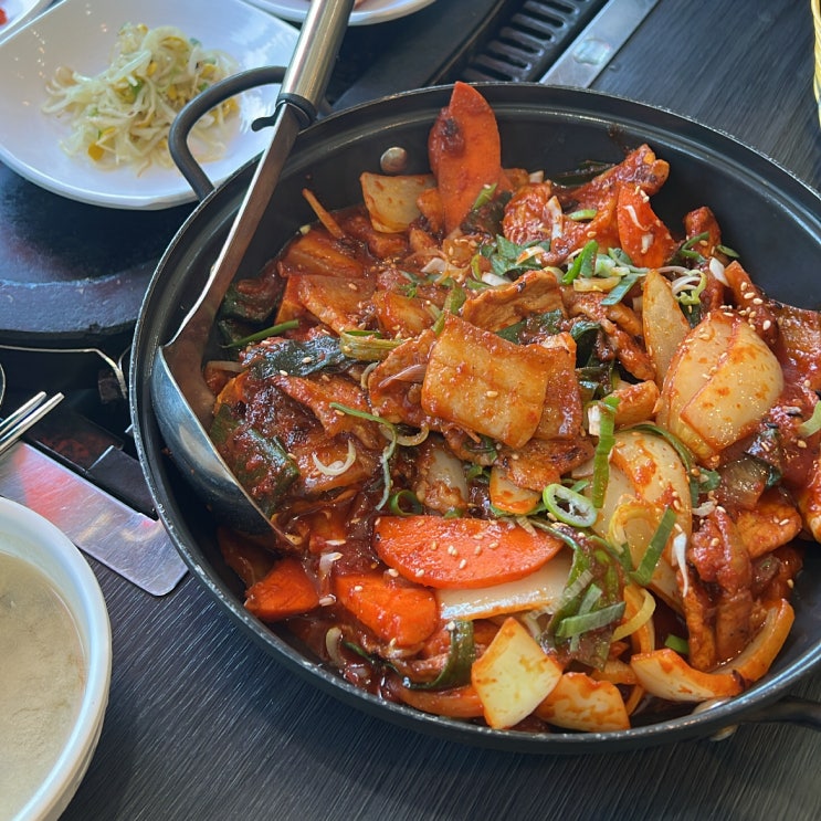 [경남하동맛집] 하동 흑돼지 두루치기 맛집 "하동 지리산 흑돼지" 방문 후기!!