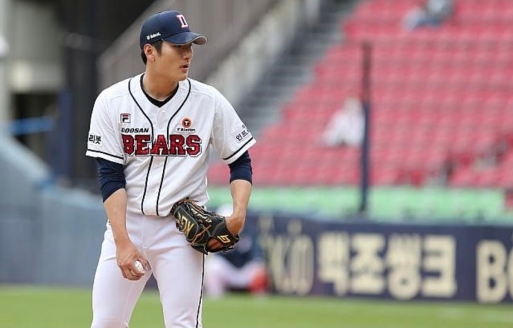 에이스 <b>곽빈</b>, 허리 염좌 진단을 받고 1군 엔트리 말소…<b>이승엽</b>... 