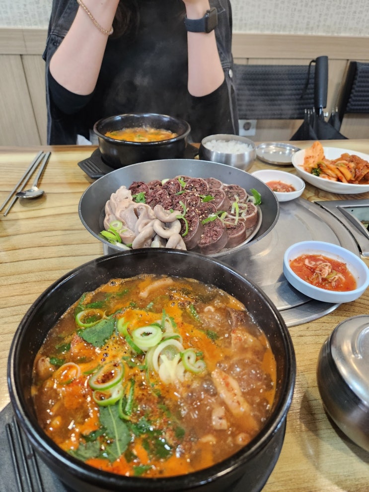 신설동 와가리 피순대국 2회차 방문 리뷰