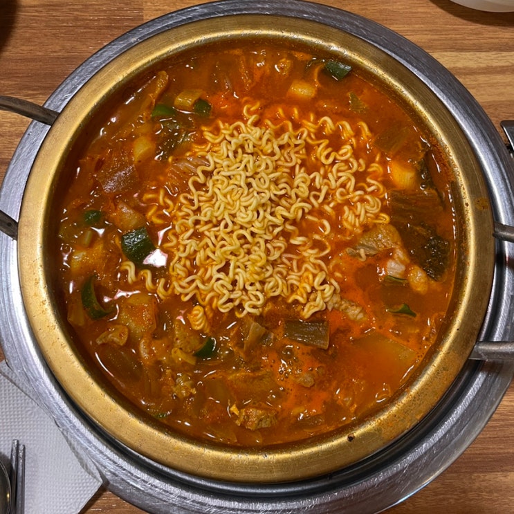 [논현] 행복밥상 : 논현역 점심 김치찌개 맛집