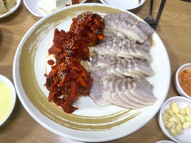 [서울|영등포] 공짜 감자탕과 푸짐한 보쌈의 황금조합 삼해집