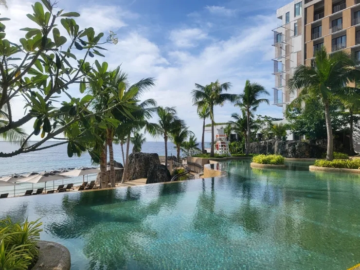  8박 9일 세부+보라카이 여행 / 수영장이 너무 예쁜 세부 쉐라톤 객실, 수영장,  조식 후기 (3) / 바안스파 + 그랩 BBQ 배달