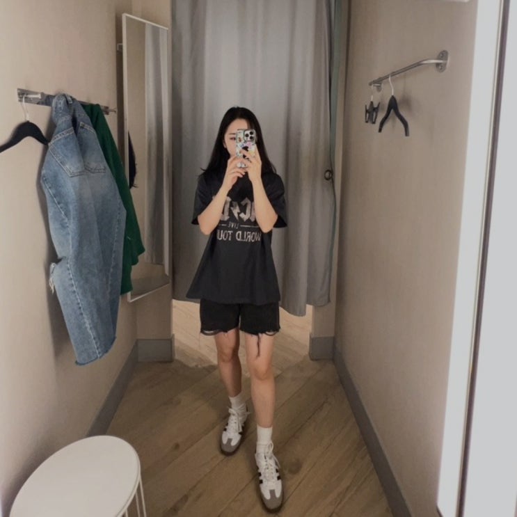 H&M 가성비 초대박 1만 원대 프린트 여성 티셔츠 AC/DC H&M 가성비 초대박 1만 원대 프린트 여성 티셔츠 AC/DC