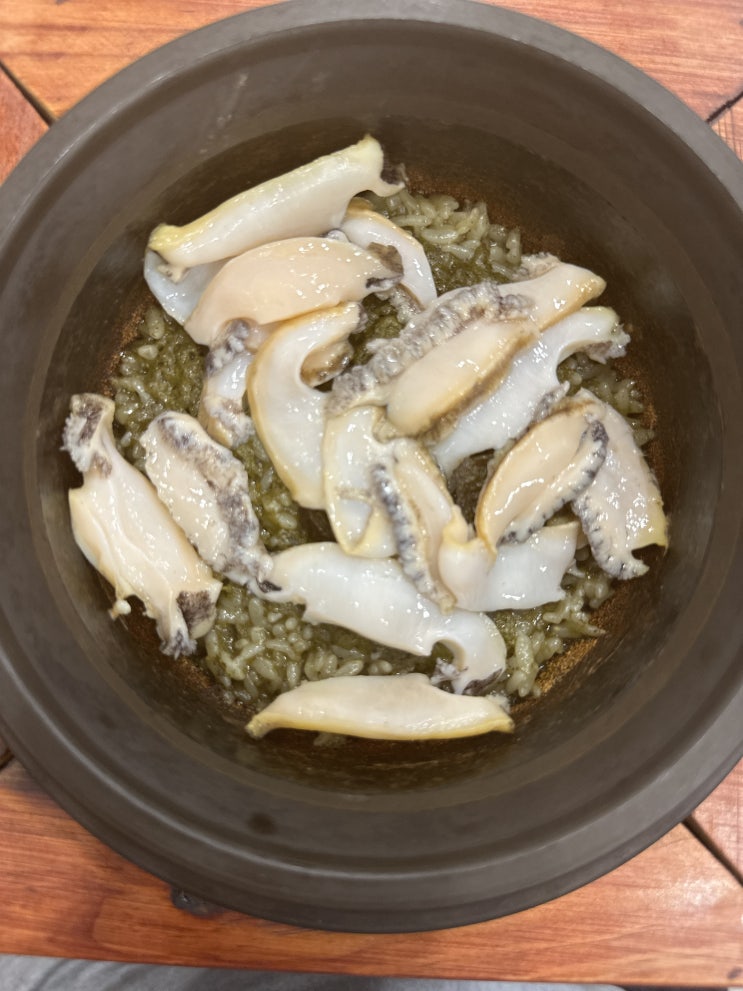  [내돈내산 제주공항 근처 맛집] 숨겨진 찐 전복돌솥밥 강력추천 맛집! 제주따이! 후식으로는 제주스벅음료 한잔!