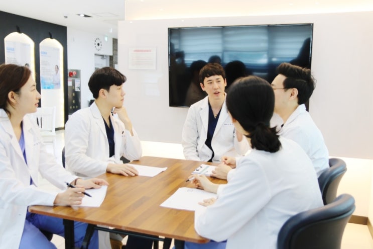  어금니임플란트 비용 가격 주의할 점 정리해볼게요