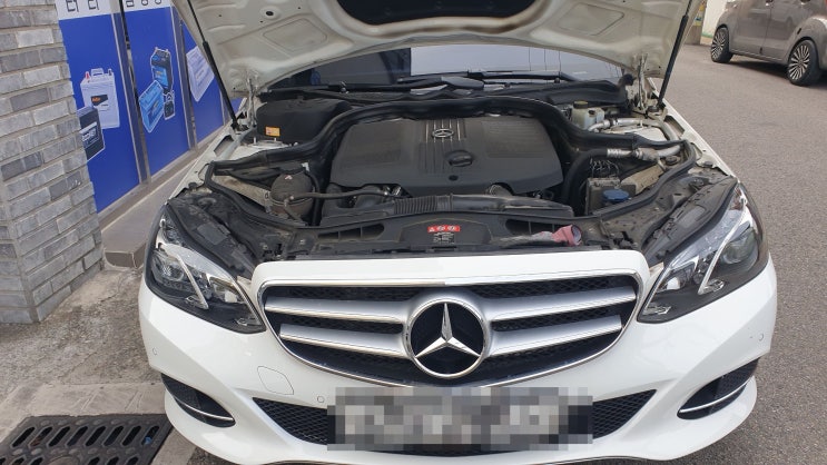  벤츠 e220 배터리 수명 및 자동차 밧데리 교체 방법