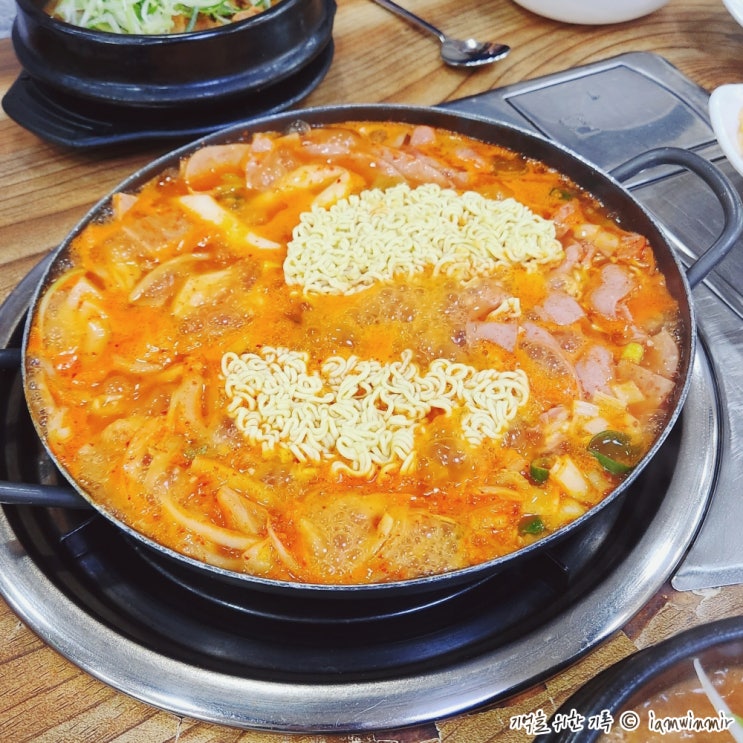 가산동 먹거리촌 맛집 동남부대찌개