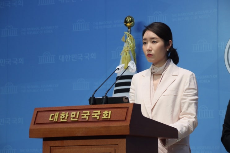  대한민국 국민을 기만하는 일본 총리를 왜 우리 <b>대통령실</b>... 