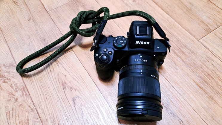 니콘Z 미러리스 카메라용 파라코드, 밧줄 스타일 스트랩을 구입했습니다.