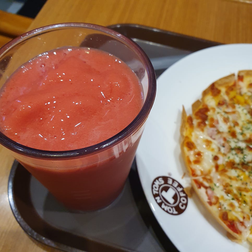 탐앤탐스 제천점 사진 4