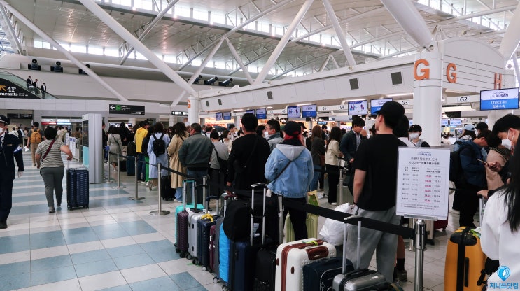  후쿠오카 공항 출국 후기 : 에어부산, 에어서울 타실 분 체크하세요 (BX155 탑승 후기)