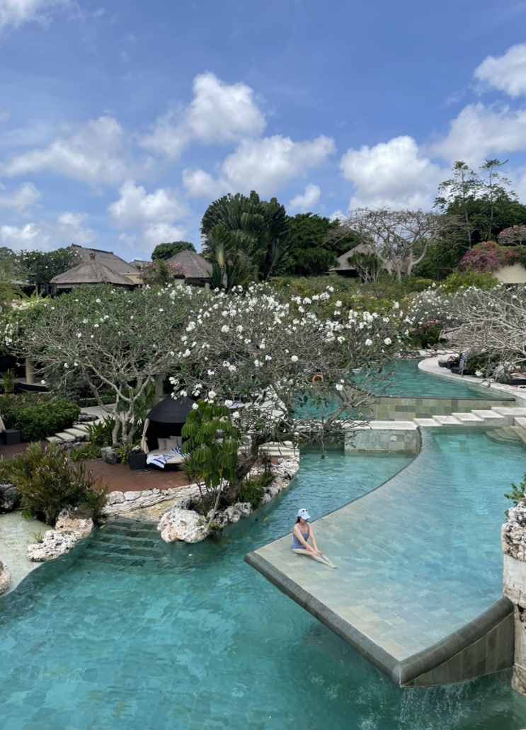  발리 아야나리조트 AYANA RESORT BALI 수영장 후기 & Rork bar에서 있었던 일 !