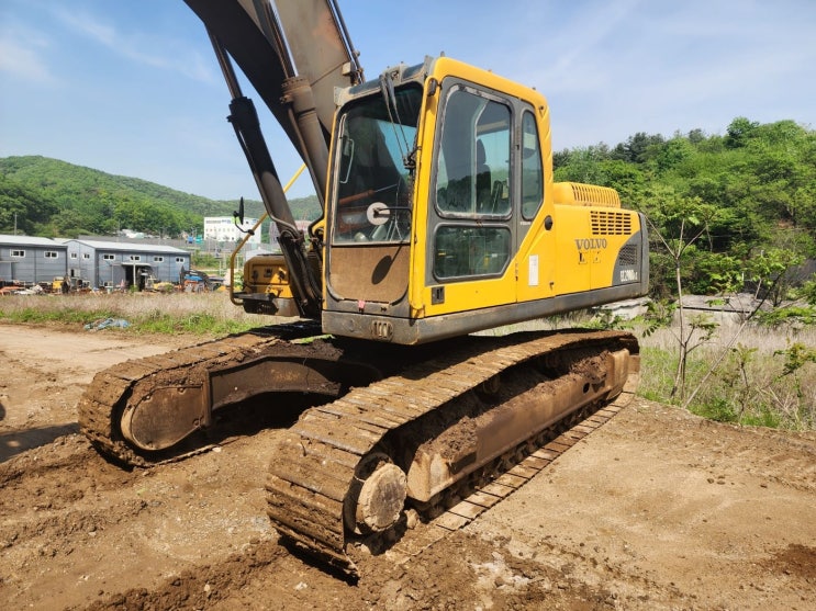 볼보 EC290B 2004년식 2700만원 판매합니다. 볼보 EC290B 2004년식 2700만원 판매합니다.