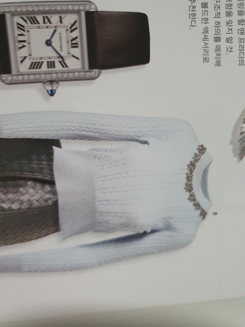 인후염 또는 인후통은 의학 용어로 인두염이라고 하며 급성과 만성으로 구분됩니다.