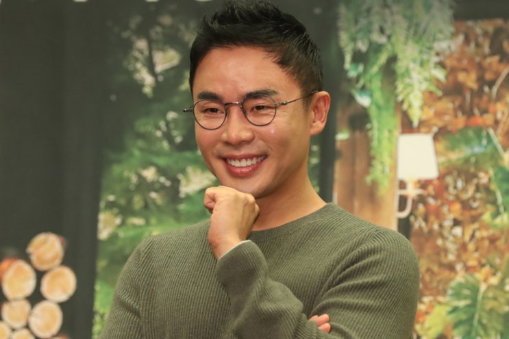  설민석 나이 와이프 부인 결혼 자녀 가족 고향 재산 집안