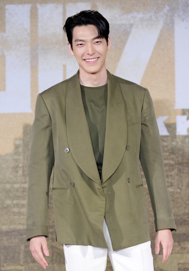 핏이 다른 김우빈 남자 셋업 수트 패션 랄프로렌 블레이져 슬랙스 코디 가격은? : 네이버 블로그