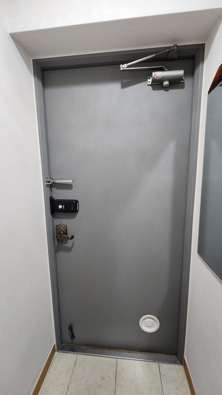  용인 금화마을 3단지 현관 방화문 몰딩 문짝 문틀 인테리어 시트지 필름 시공후기 NO.627 광교 세교 평촌 병점 남양 동탄 판교 장현 이천
